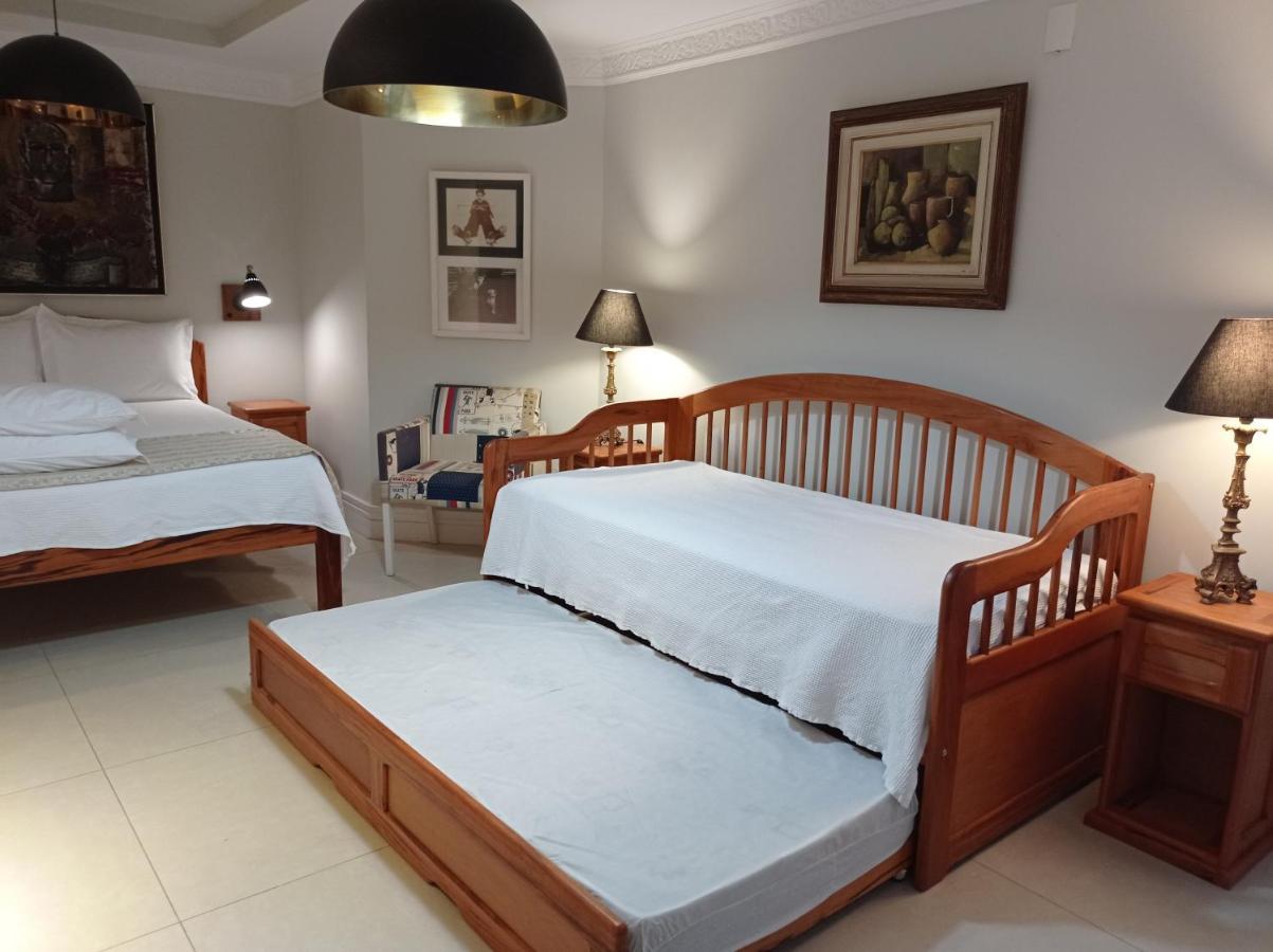 Casa Por Do Sol - Hospedagem De Luxo Villa กาโบฟรีโอ ภายนอก รูปภาพ