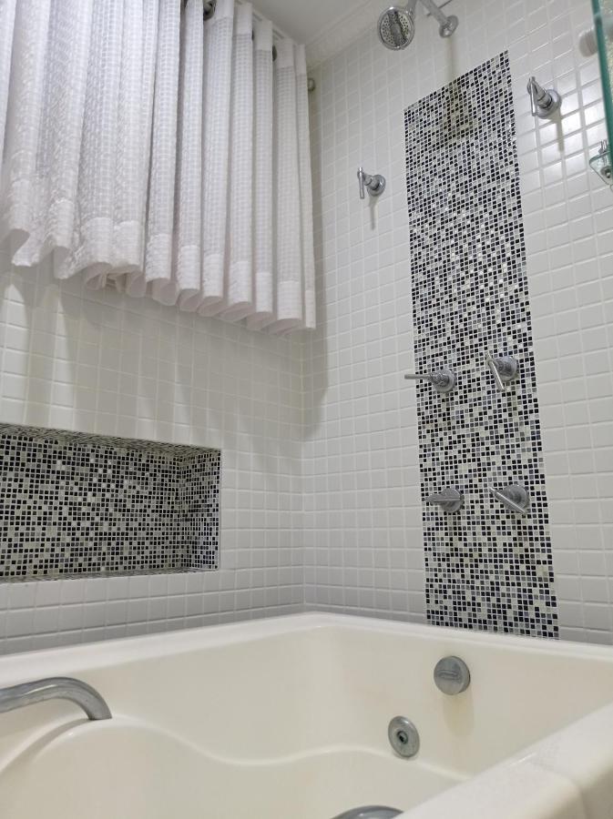 Casa Por Do Sol - Hospedagem De Luxo Villa กาโบฟรีโอ ภายนอก รูปภาพ